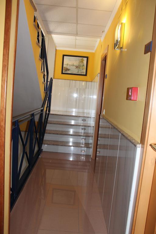 Hostal Prickly Villacanas Kültér fotó